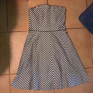 NWT White House Black Market dress size 10